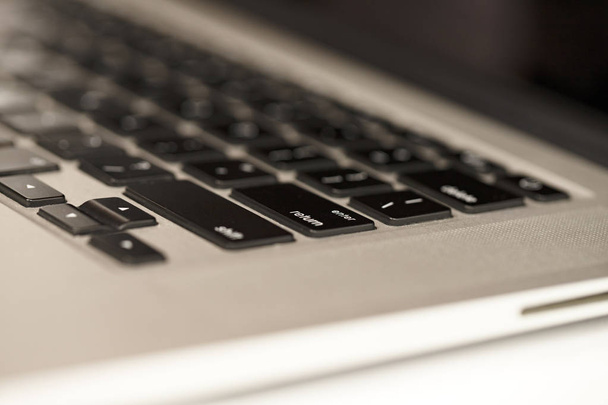 Close-up of laptop keyboard - Foto, Imagen