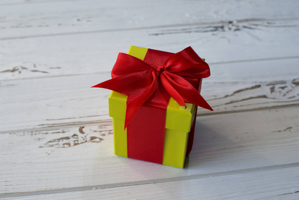 Holiday Green Gift box with red bow - Fotó, kép