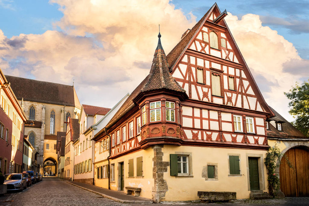 Rothenburg ob der Tauber je jedním z nejkrásnějších a nejromantičtějších vesnic v Evropě, franckého regionu Bavorsko, Německo. - Fotografie, Obrázek