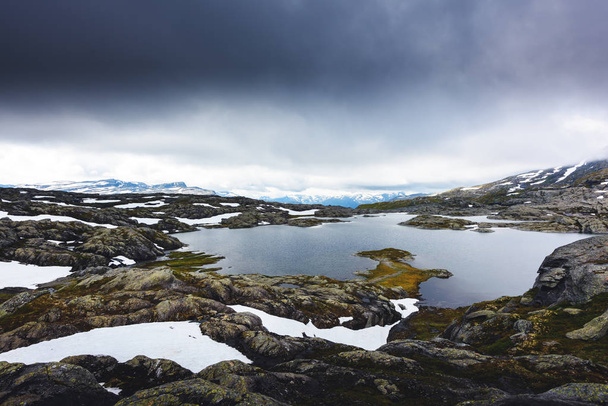 Typical norwegian landscape with snowy mountains - Foto, Imagem