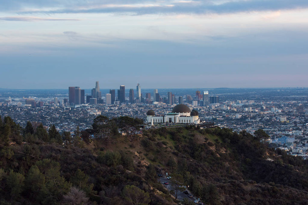 Observatoř Griffith, Los Angeles Skyline. - Fotografie, Obrázek