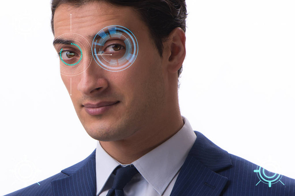 Concepto de sensor implantado en el ojo humano
 - Foto, imagen