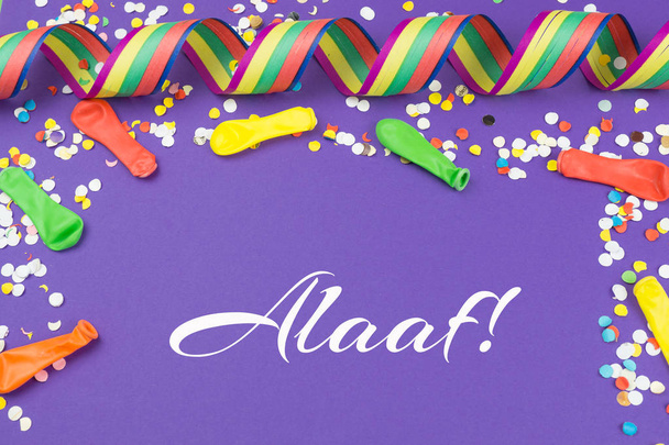 Fondo de carnaval ultra violeta con el muy especial saludo cranival alemán Alaaf, lo que significa hurra
! - Foto, imagen