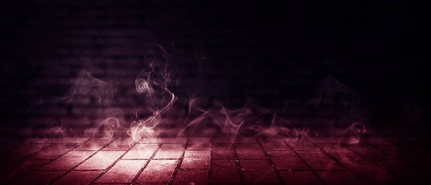Фон пустой кирпичной стены, неоновый свет, дым, туман, ночь
 - Фото, изображение