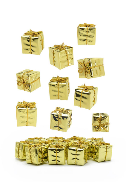 いくつかクリスマス装飾的な黄色の箱の異なる画像合成 - 写真・画像