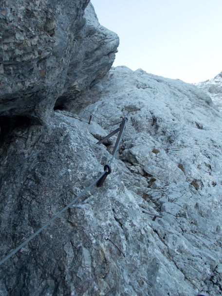 bello freddo mattina paesaggio arrampicata zugspitze
 - Foto, immagini