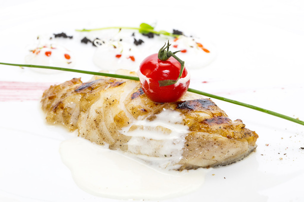 Catfish with white sauce - Zdjęcie, obraz