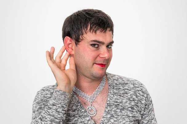 Sexy man verkleed als vrouw - transseksueel en biseksuele concept - Foto, afbeelding
