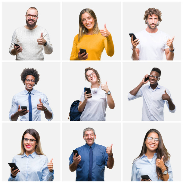 Kollázs csoport ember használ smartphone felső elszigetelt háttér boldog ezzel rendben van a jel, hüvelykujjával felfelé ujjaival, kiváló jel nagy mosollyal - Fotó, kép