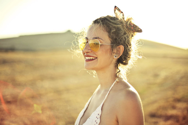 Young beautiful woman smiling countryside - Zdjęcie, obraz