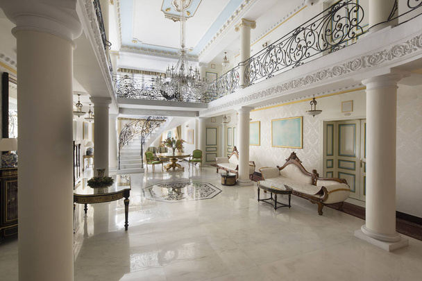 luxus előcsarnokban belső Helvecia hotel - Fotó, kép
