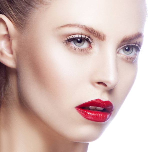 Portrait of woman with modern red lips makeup - Foto, immagini