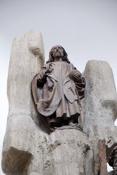 Mesih Saviour heykel Wurzburg Katedrali Havariler sunak üzerinde Saint Kilian, Bavyera, Almanya için adanmış - Fotoğraf, Görsel