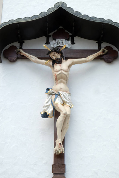 Kreuzigung, Martin-Kirche in Unteressendorf, Deutschland - Foto, Bild