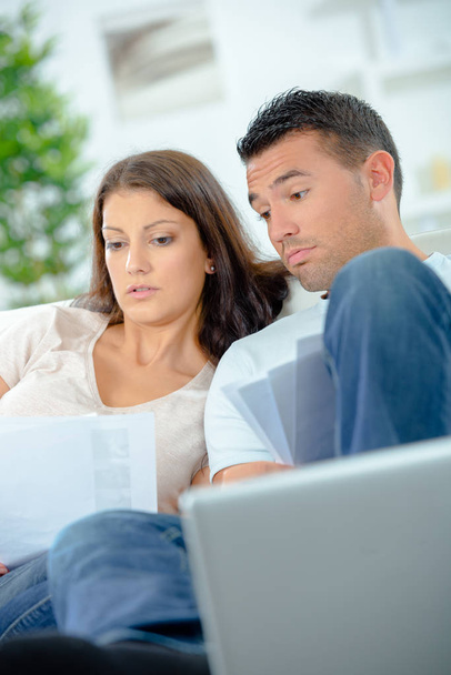 young couple is having financial problems - Foto, Imagem