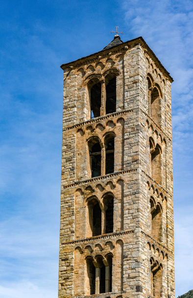 Zvonice Sant Climent de Taull, Katalánsko, Španělsko. Románský styl - Fotografie, Obrázek