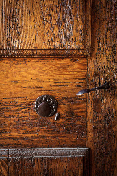 starožitné dřevěné dveře - detail - Fotografie, Obrázek