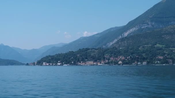 Mountains at Como Lake near Menaggio and Bellagio in Italy boats on water - Footage, Video