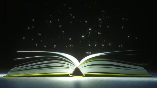 Litery świecące tajemniczo wyparowują z otwartą książkę. Czytanie lub literatury związanych z animacji - Materiał filmowy, wideo
