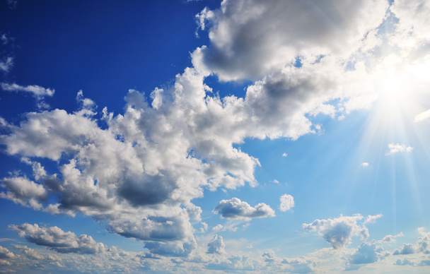 σύννεφα και ήλιο - Φωτογραφία, εικόνα