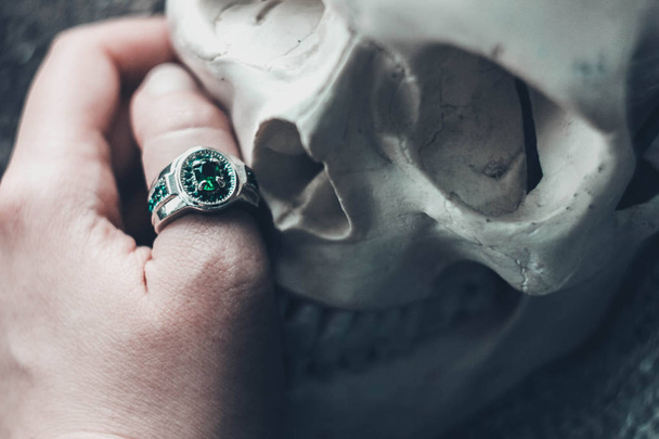 jewelry hand skull mystic - Фото, изображение