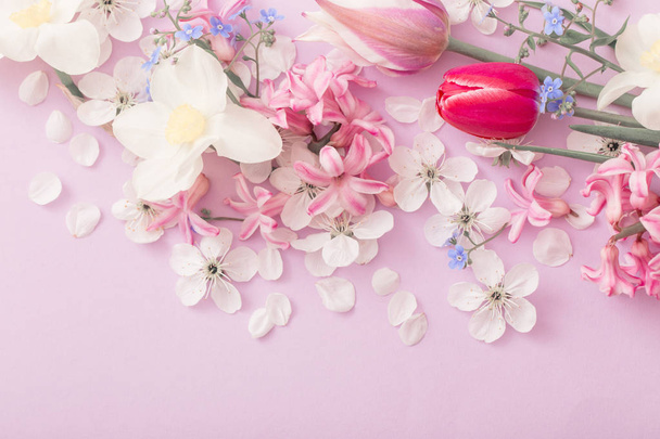 beautiful spring flowers on paper background - Photo, image
