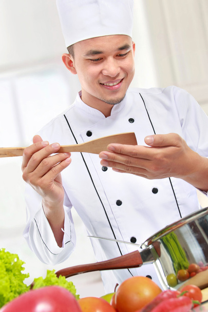 professional male chef cooking - Foto, Imagem