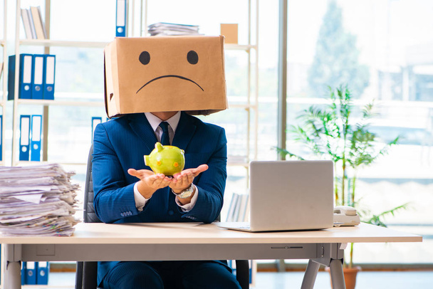Homem infeliz com caixa em vez de cabeça
  - Foto, Imagem