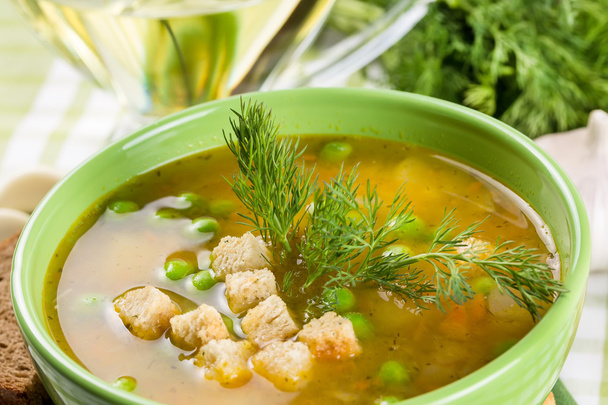 гороховий суп з грінками
 - Фото, зображення