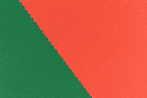 Fondo de Navidad geométrico abstracto con colores Cinnabar y Dark Spring Green, textura de papel acuarela
 - Foto, Imagen