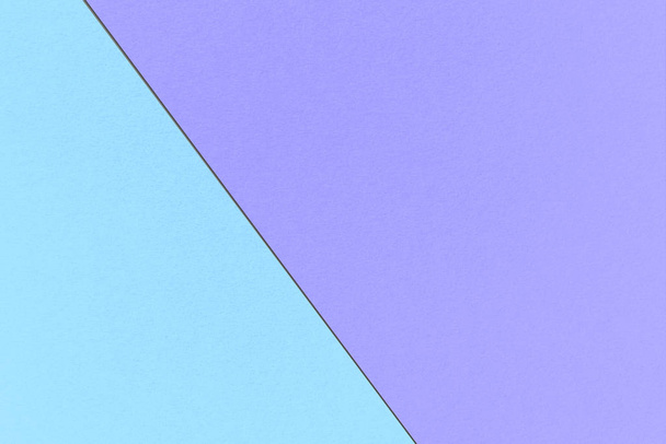 Geometryczne Pastel tęcza tło z maksymalną niebieski fioletowy i blady błękitny kolory, tekstury papieru akwarela - Zdjęcie, obraz