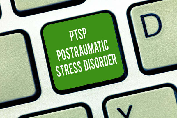 Текстовий знак, що показує посттравматичний стресовий розлад Ptsd. Концептуальна фотографія Серйозний психічний стан Емоційний стрес
 - Фото, зображення