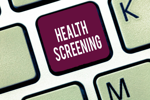 Texto de escritura de palabras Health Screening. Concepto empresarial para una acción sistemática dirigida a identificar enfermedades
 - Foto, Imagen