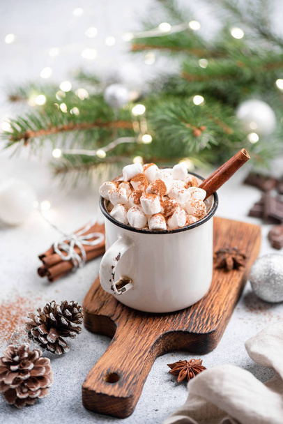 Christmas Hot Chocolate In Mug - Valokuva, kuva