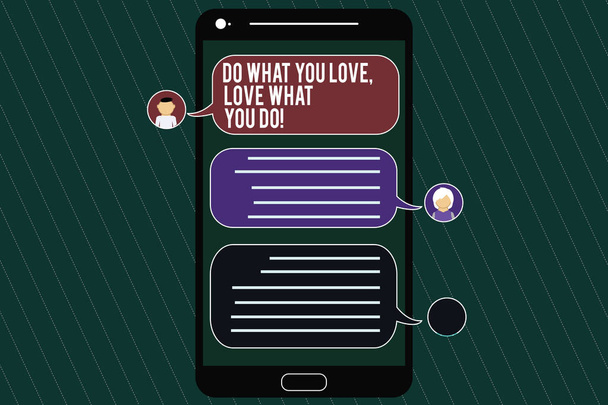 Slovo psaní textu co láska láska co vy děláte. Obchodní koncept, pro dělat věci s pozitivním přístupem Mobile Messenger obrazovky s Chat hlavy a prázdné barevné bubliny. - Fotografie, Obrázek