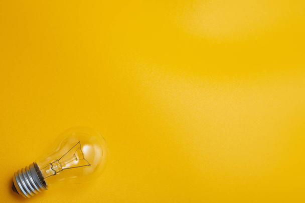 minimalistic wallpaper, light bulb and copy space - Fotoğraf, Görsel