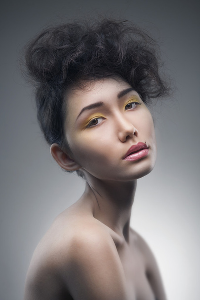 fiatal ázsiai nő frizura - Fotó, kép