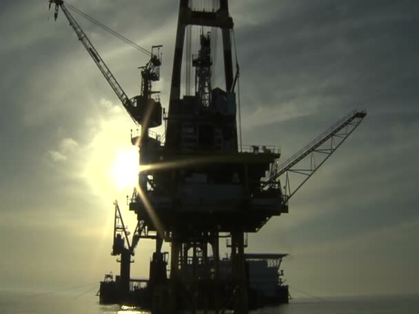 Impianto petrolifero contro il sole
 - Filmati, video