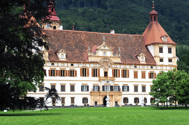 Eggenberg kasteel in graz - Foto, afbeelding