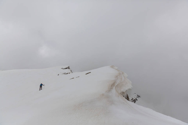The climb in minter mountains - Φωτογραφία, εικόνα