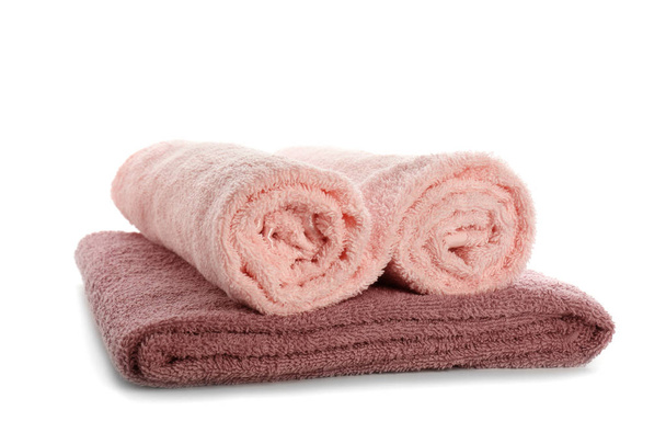 Limpiar toallas suaves sobre fondo blanco
 - Foto, Imagen