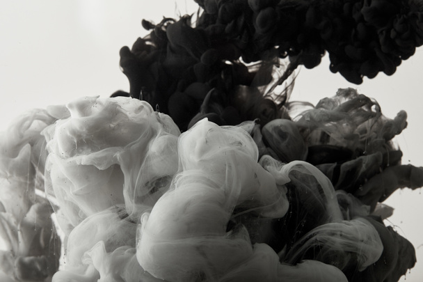 patrón blanco y negro con mezcla de salpicaduras de pintura
 - Foto, Imagen