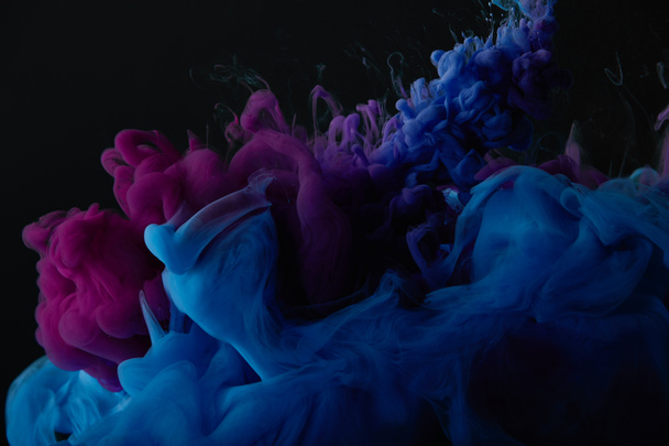 textura oscura abstracta con remolinos de pintura azul y púrpura
 - Foto, Imagen