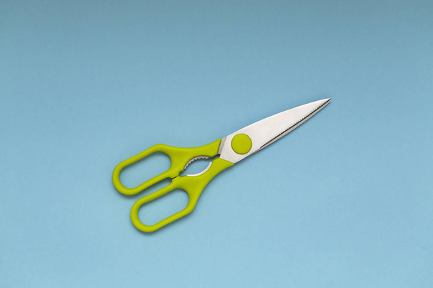 Kitchen scissors close up - Foto, imagen