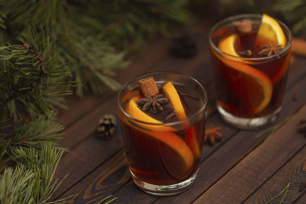 Christmas mulled wine on wooden background   - Foto, imagen
