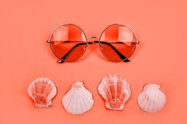 Summer flatlay with sunglasses - Fotografie, Obrázek