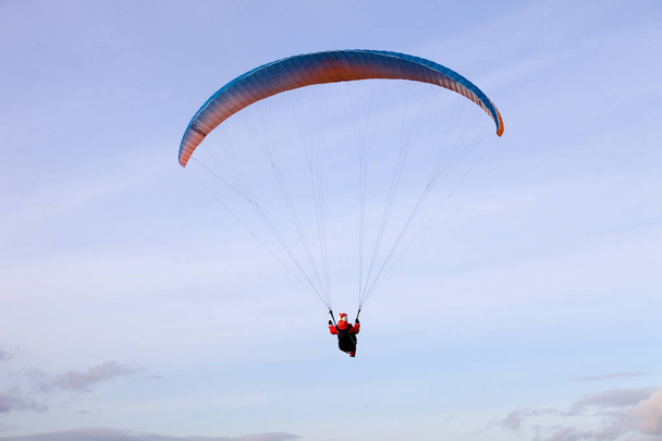 Paragliding Cross-country Portugese Liga, in het noorden van Portugal, Caldelas, Portugal. - Foto, afbeelding