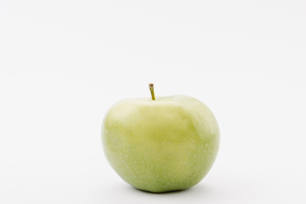 gran manzana verde madura sobre fondo blanco
 - Foto, Imagen
