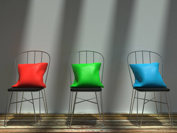 金属製の椅子に太陽に照らされた赤、緑および青のクッション - 写真・画像