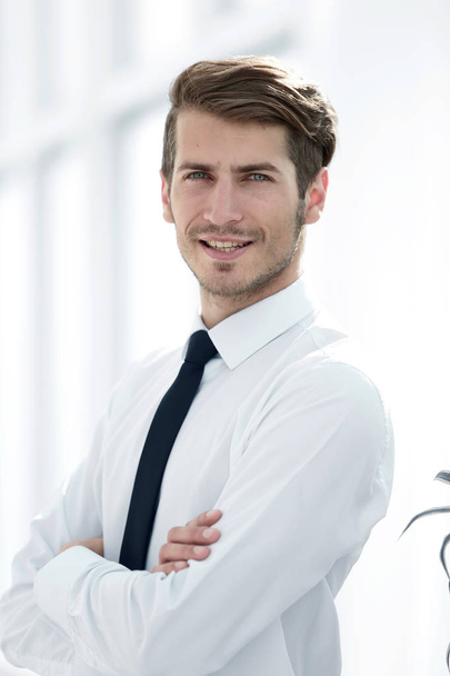 close up.portrait of a confident young business man - Foto, afbeelding